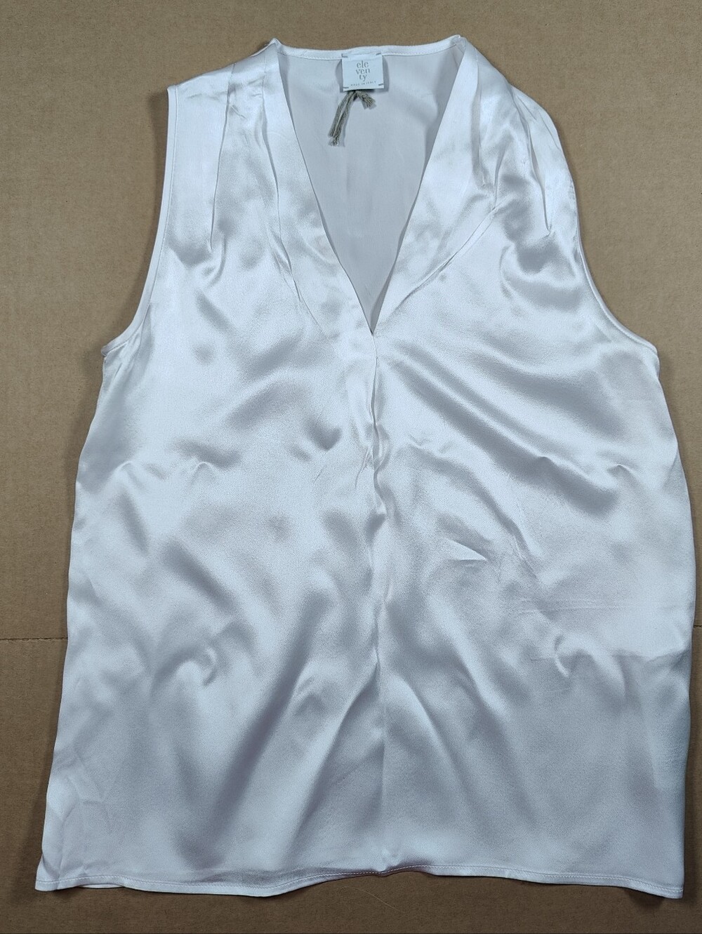 Eleventy Pleated 100% Silk White Sleeveless Satin Top Blouse Sz 2 Made In Italy